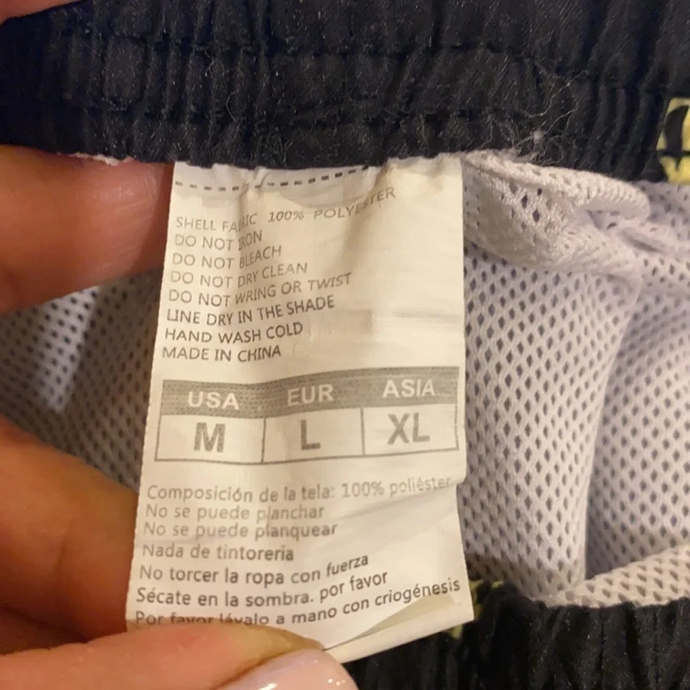 Men’s Swim Black Trunks